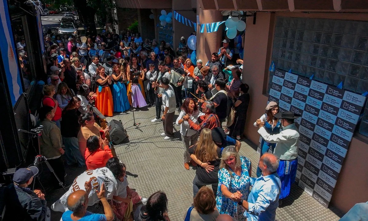 Radio Rivadavia celebró el Día de la Tradición con fiesta multitudinaria en Colegiales